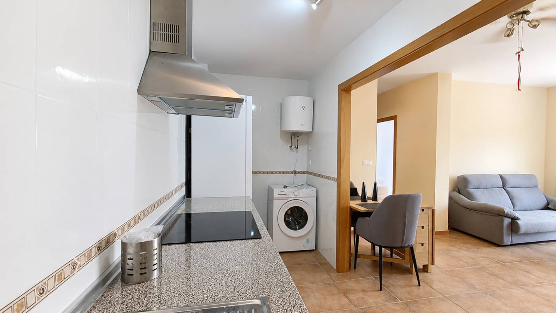 373i Apartment-HV374