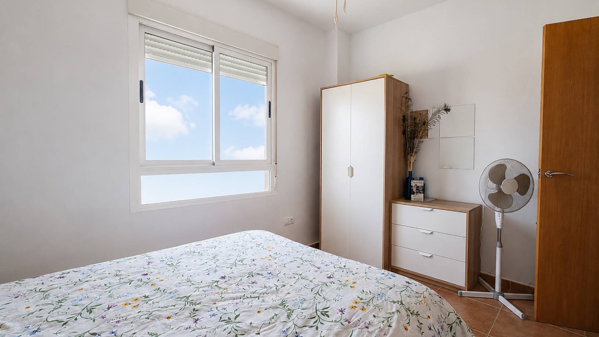 373n Apartment-HV374