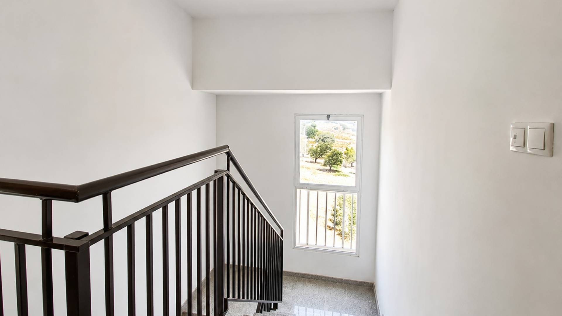 373u Apartment-HV374