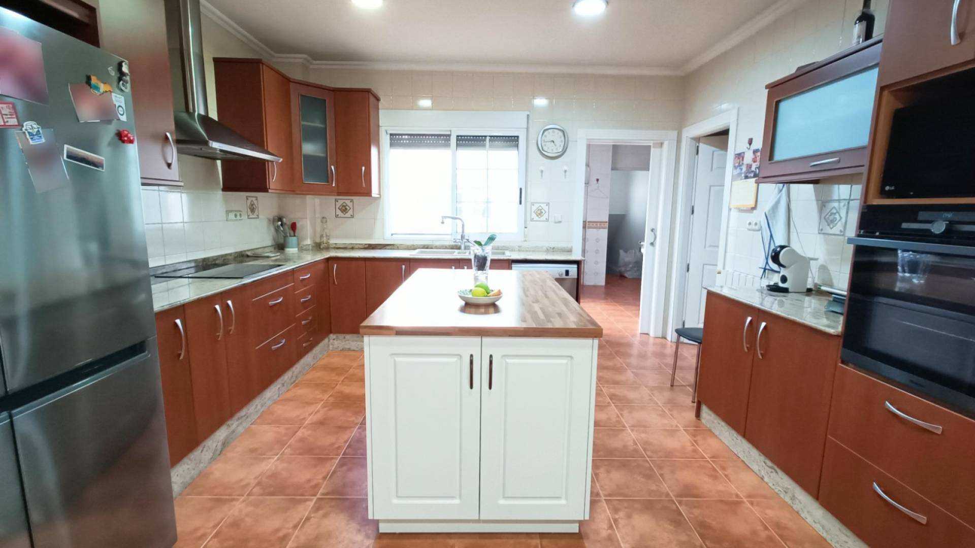 377p (Custom) Villa-HV377