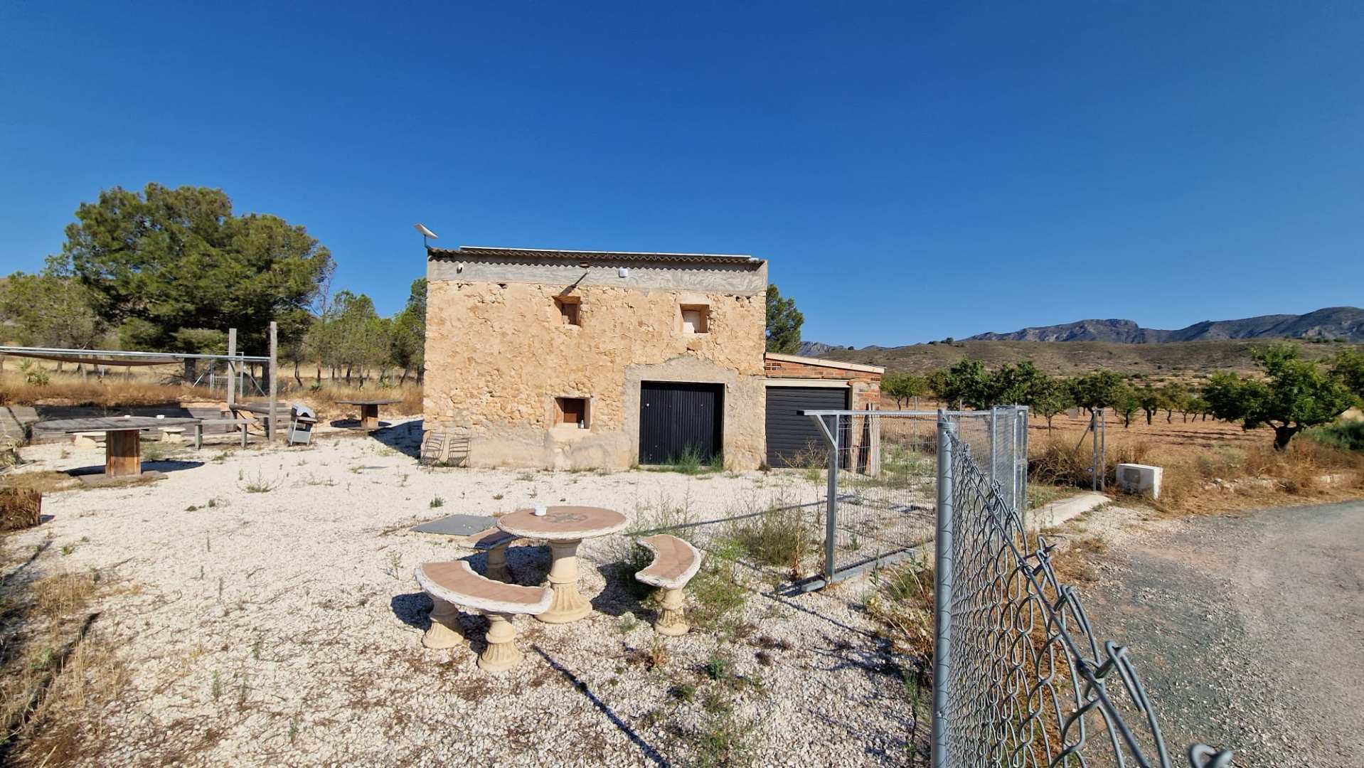 WhatsApp Image 2026-09-10 at 15.10.16 (Custom) Finca-HV370