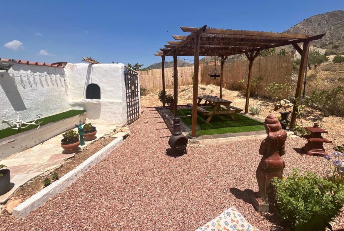 Finca/Cave House-HV269