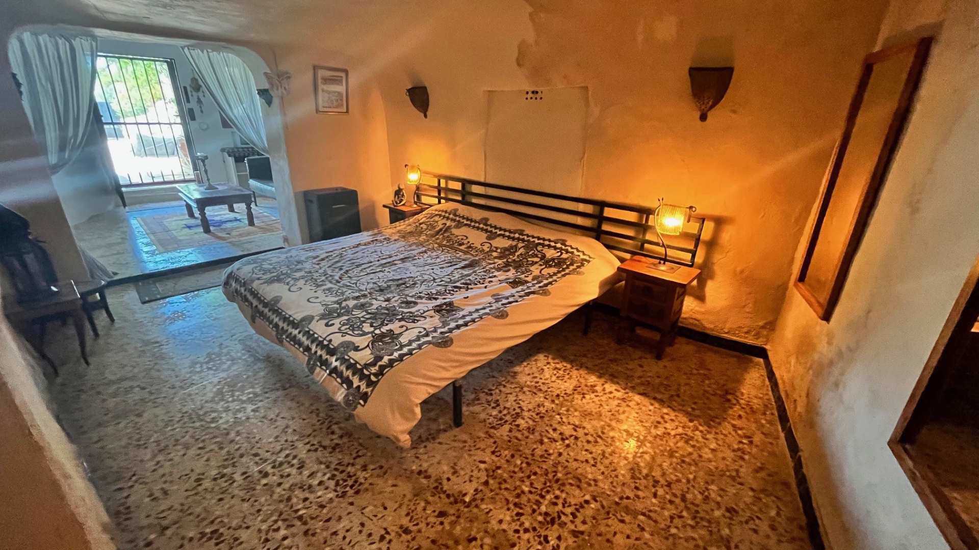 269T Finca/Cave House-HV269