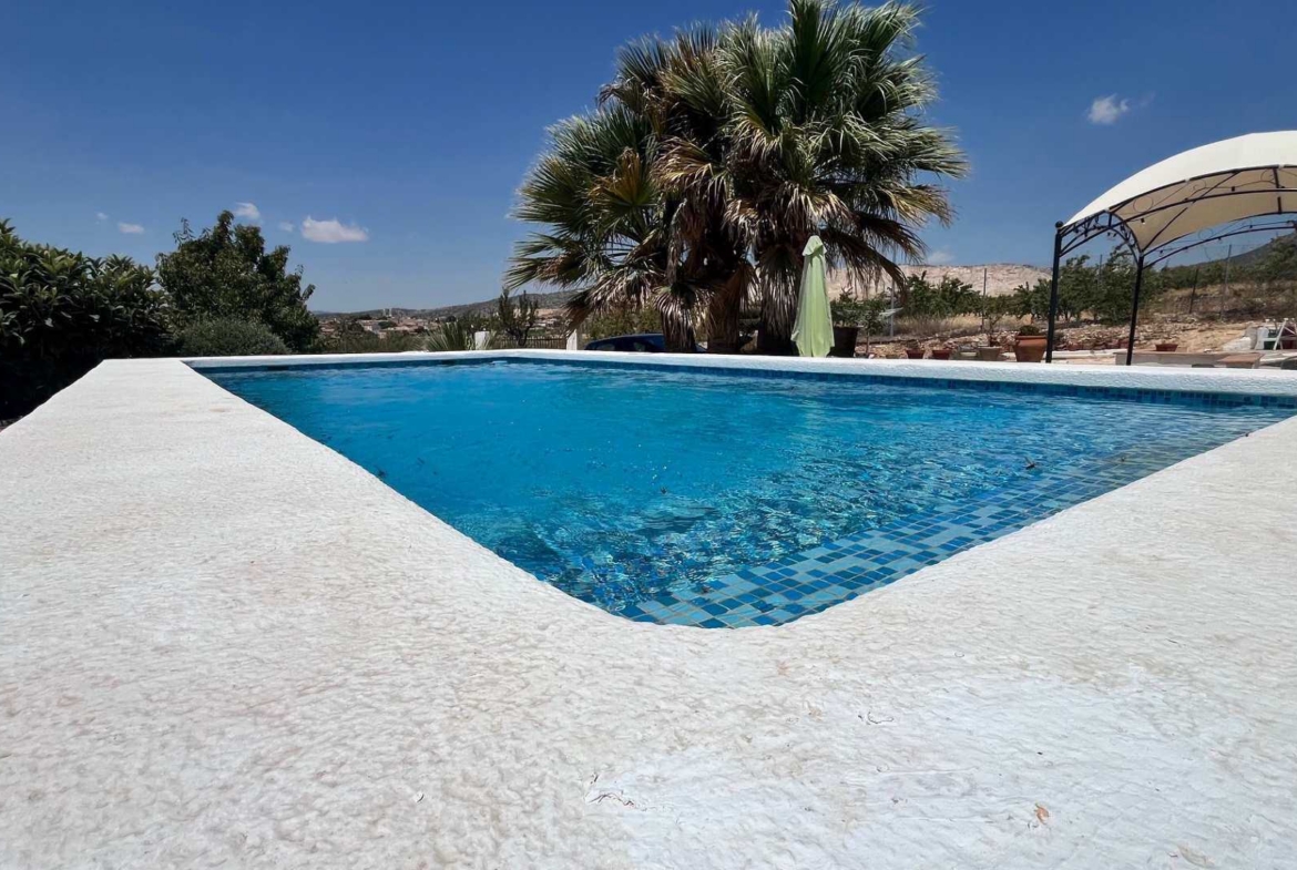 Finca/Cave House-HV269